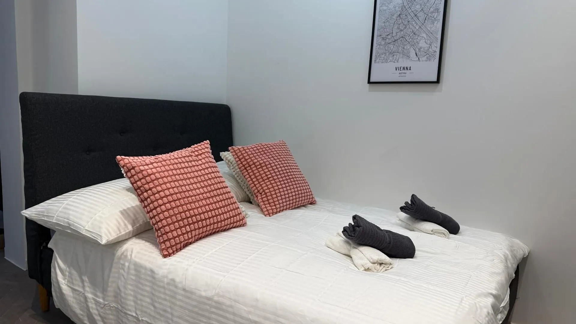 Cosy Renovated Apartment In Mariahilf Vienna